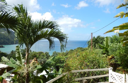 Castara Appartement | Carpe Diem Villa-Studio-Sunset 2-Sleeps 2/3-Amazing vue sur la mer même du lit