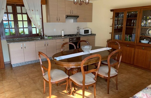 Creciente Maison | Carpenter's house