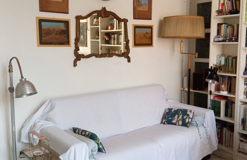 Carrara Appartement | Appartement au centre de Carrare, académie et carrières
