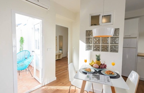 La Goleta Appartement | Carreteria Málaga by Ruralidays
