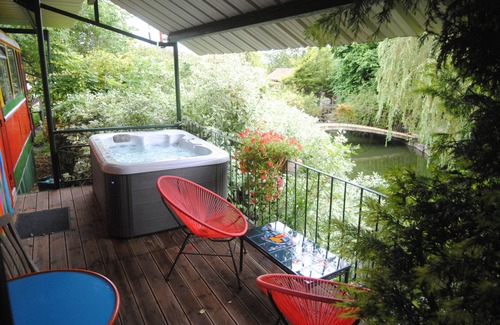 Marchais Maison | Wagon-Bus insolite-Panoramique-vue sur jardin