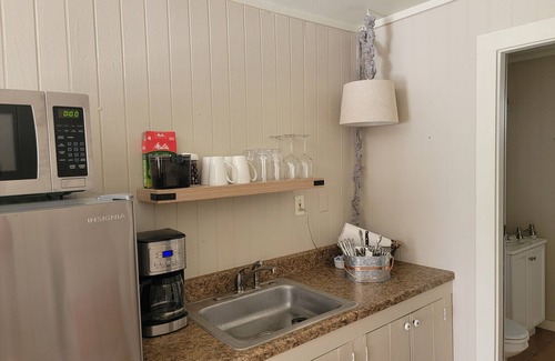 Comfort Appartement | Carriage House - Historical District One Block off High Street