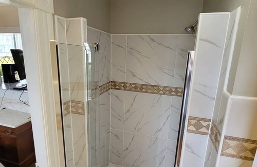 Queens Appartement | Cozy suite for 2, kitchenette, ground floor private entrance, centre Liverpool.