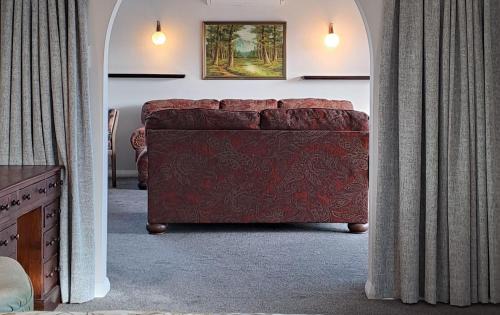 Blenheim Maison | Carter's Cottage - Blenheim Holiday Home
