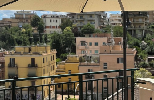 Quartiere XXVII Primavalle Maison | CARUSO'S ROME HOUSE: YOUR ITALIAN HAPPY PLACE