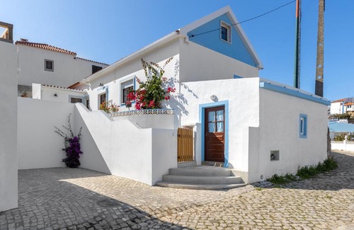 Mafra Villa | Carvoeira Surf & Family Villa