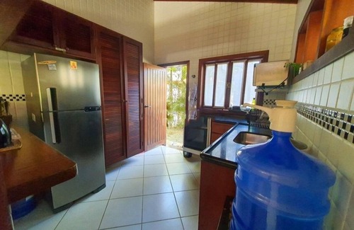 Itamambuca Maison | Casa Para Famílias com Quadra de Futebol, Piscina e há Poucos Metros da Praia