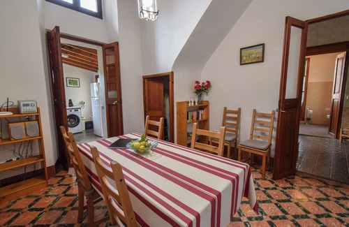 Soller Maison | Typical Majorcan townhouse with large garden and pool, very close to the square