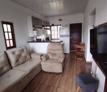 Parque Santo Antonio Maison | Casa 2 qtos, sendo suíte com cama Queen ar condicionado