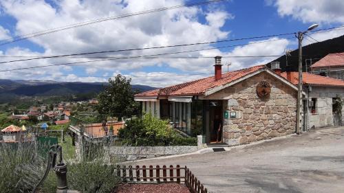 Arnoia Maison | Casa A Chairiña y A Revolta