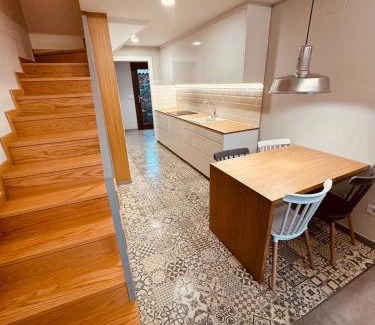 Celanova Maison | Casa a Xanela Azul