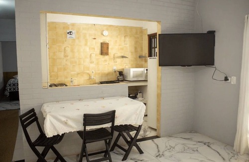Jardim Vitoria Maison | Casa Aconchegante Perto da Praia Para Família com Rede, Churrasqueira e Varanda