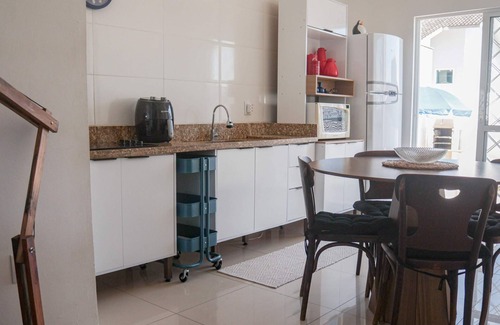 Palhoca Maison | Casa aconchegante perto das praias de Palhoça