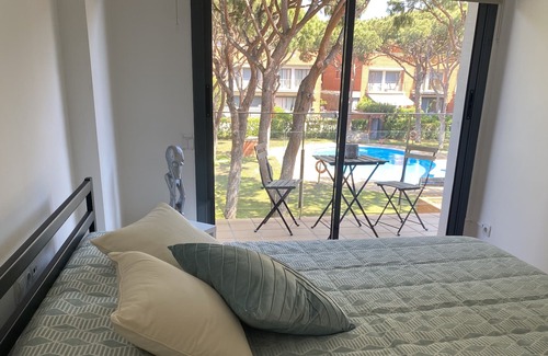 Gava Maison | Casa Adosada con Piscina Frente a la Playa de Gavà Mar
