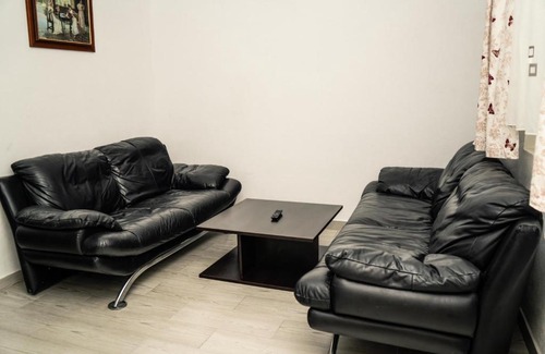 Hateg Maison | Casa Adrian