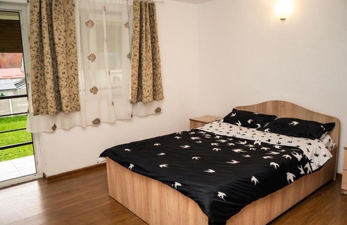 Hateg Maison | Casa Adrian