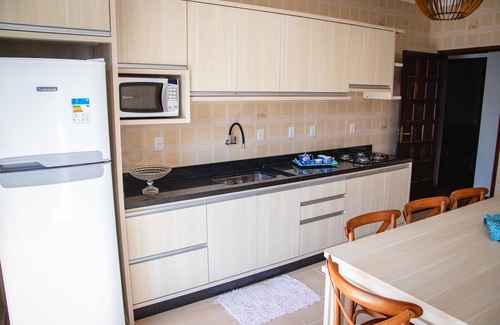 Paes Leme Maison | Casa Agradável em Imbituba/sc