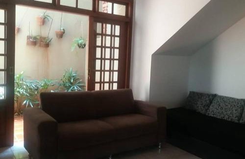 Higienopolis Maison | Casa Agradável, Arejada, Espaçosa, Perto de Tudo e Para até 20 Pessoas