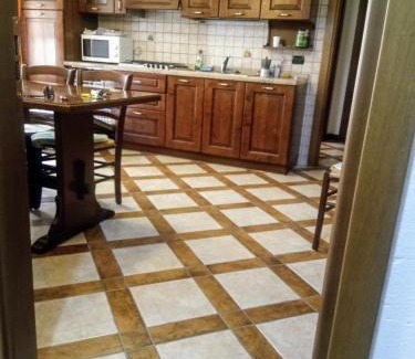 Saint-Vincent Appartement | casa al centro di Chatillon CIR0037