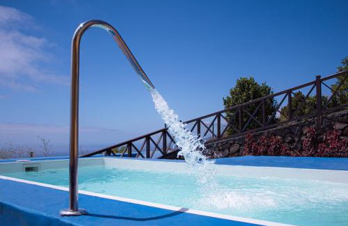 Puntallana Maison | CASA ALBA, casa rural con piscina-spa climatizada hasta 34º gratuito y vistas al mar