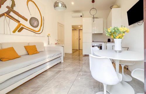 Tre Torri Appartement | Casa Alberto da Giussano, elegante bilocale in centro con balcone sul parco