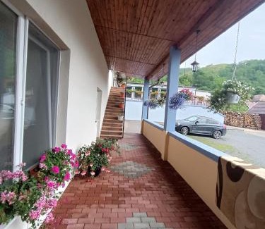 Iara Maison | Casa ALE