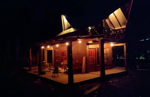 Yucatan Peninsula Chalet De Ski | Casa Alegra, Chalet de Madera y Jacuzzi