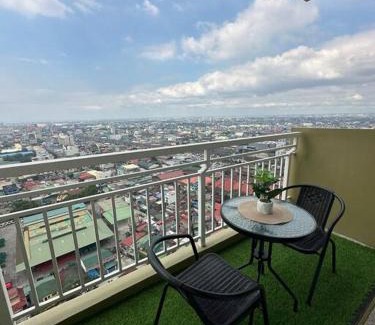 A. Bonifacio Appartement | Casa Alexandra, cozy 2 BR condo