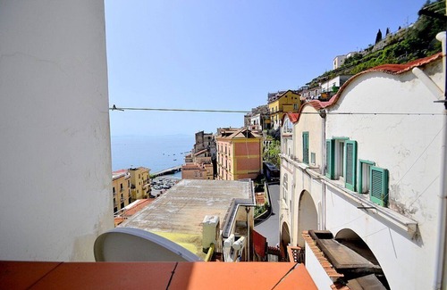 Minori Maison | Casa Alloro D: A welcoming studio apartment located in the center of Minori and a few meters from the sea.