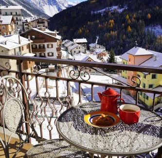 Semogo Appartement | Casa Amabile - mansarda in legno con balcone a 10km da Bormio