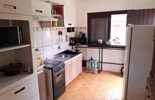 Arroio do Sal Maison | Casa Amarela a Beira Mar entre Arroio do Sal e Torres