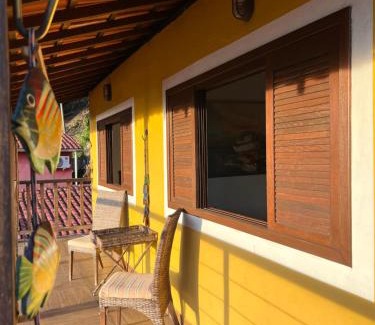 Nova Nazare Maison | Casa amarela