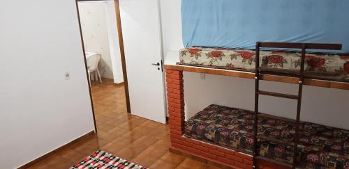 Maranduba Maison | casa amarela de maranduba 1
