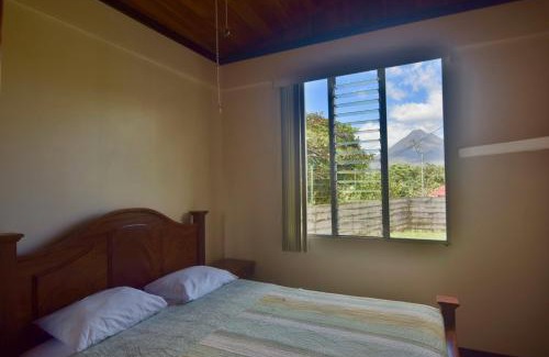 El Castillo Maison | Casa Amarilla, Volcano View, Walking Distance Town
