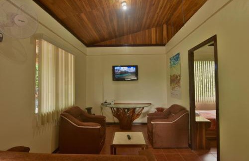 El Castillo Maison | Casa Amarilla, Volcano View, Walking Distance Town