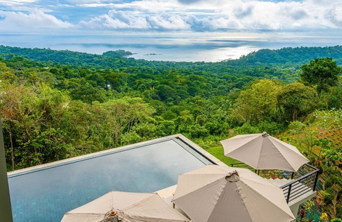 Uvita Maison | Villa de 4 chambres à coucher avec vue sur l'océan à couper le souffle