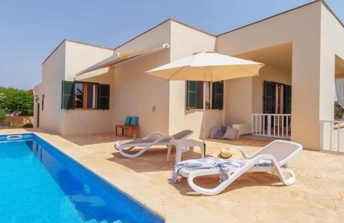 Cala Llombards Villa | Antonio House avec piscine et vue mer