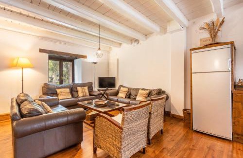 Arties Chalet De Ski | Casa aranesa en centro de Arties