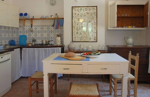 Ricadi Maison | Casa Arco, for 8 people with a shared swimming pool and access to the beach