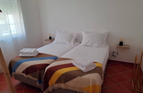 Porto Covo Appartement | Casa Areia - Porto Covo, T1-4 people, Sea View, the most central area of the Village