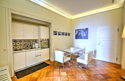 Maiori Appartement | Casa Arpeggio: An elegant and welcoming apartment located in the center of Maiori and a few meters from the sea.