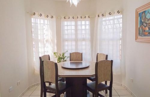 Londrina Maison | Casa Azul Antares 3 Quartos - Pet Friendly