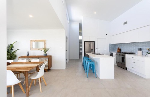 Burrill Lake Maison | Casa Azul