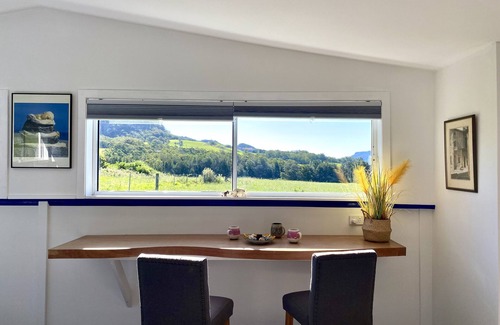 Kangaroo Valley Appartement | Casa Azure - quaint studio with a mediterranean touch