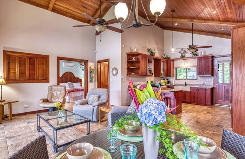 Tronadora Maison | Casa B Happy Lake View Paradise!