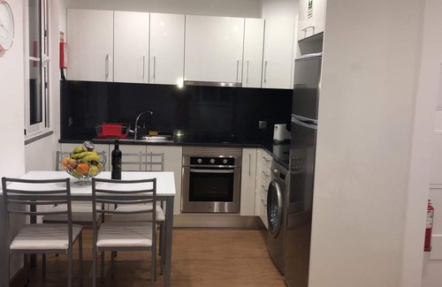 Canical Appartement | Casa Baleia Branca (White Whale House)