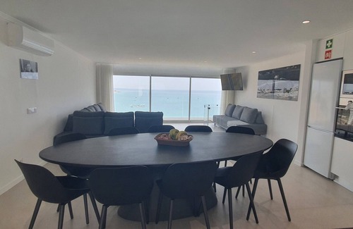 Peneco Beach Villa | Casa Bari, vous offre une vue à couper le souffle, en 1ère ligne sur l'océan