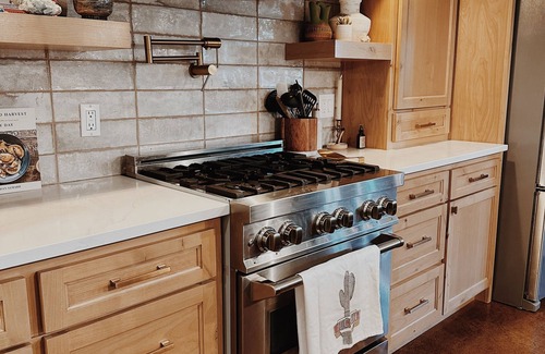 Barrio Viejo Maison | Casa Barrio Viejo - modern adobe house in the perfect Tucson location!