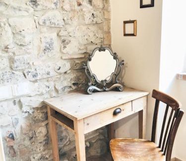 Peschiera Maraglio Lit Et Petit-Déjeuner | Casa Barteèi