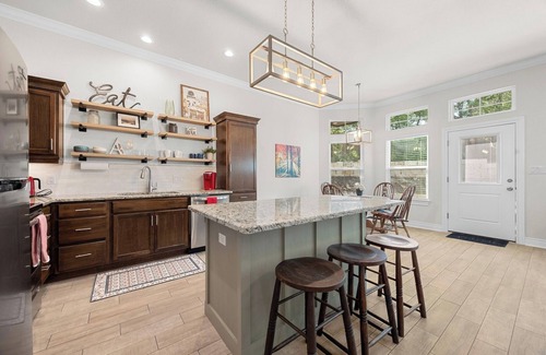 Highland Lake Estates Copropriété | Casa Bella "A"- LOVELY, New Duplex - North Shore Lake Travis